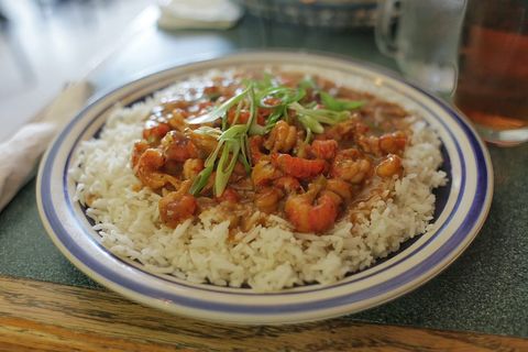 Steamed rice, Food, Rice, White rice, Ingredient, Cuisine, Drink, Tableware, Recipe, Jasmine rice, 