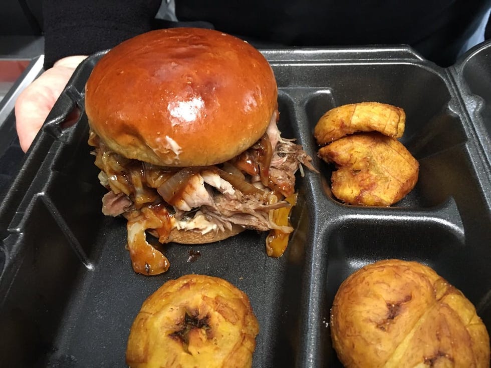 Dish, Food, Cuisine, Hamburger, Ingredient, Slider, Fried food, Produce, Pulled pork, Junk food, 