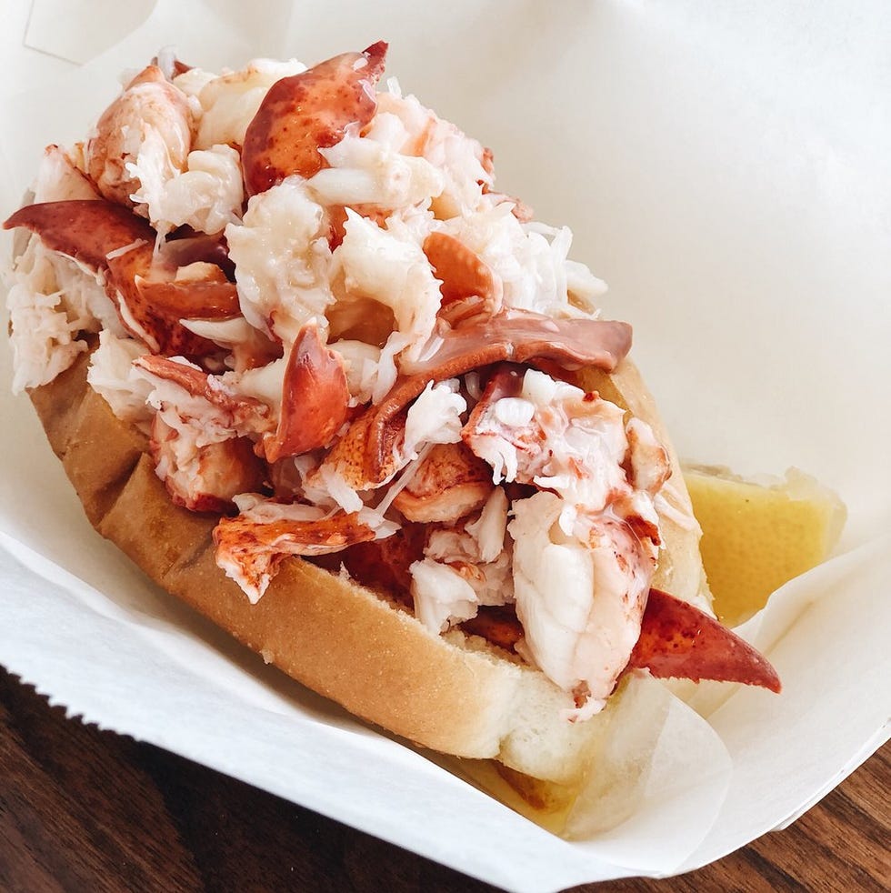 Dish, Food, Cuisine, Ingredient, Meat, Lobster roll, Fast food, Produce, Sandwich, Lobster, 