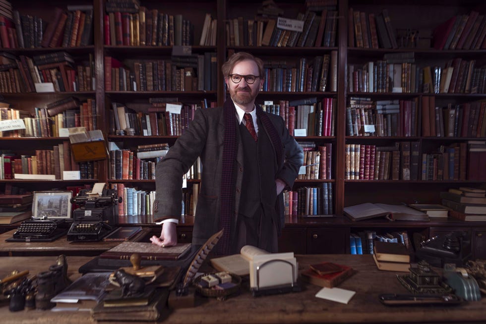 mark gatiss