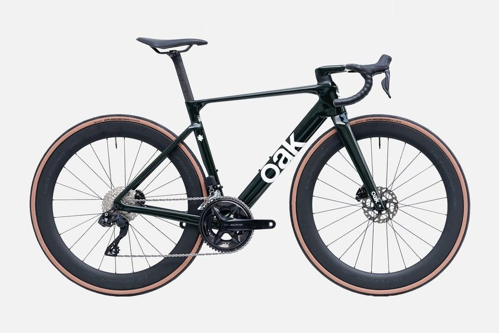 highperformance racing bicycle with aerodynamic design