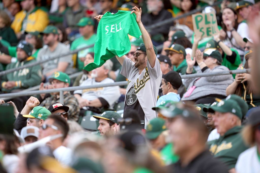 オークランド・アスレチックス（MLB：アメリカ大リーグ）。港湾都市に