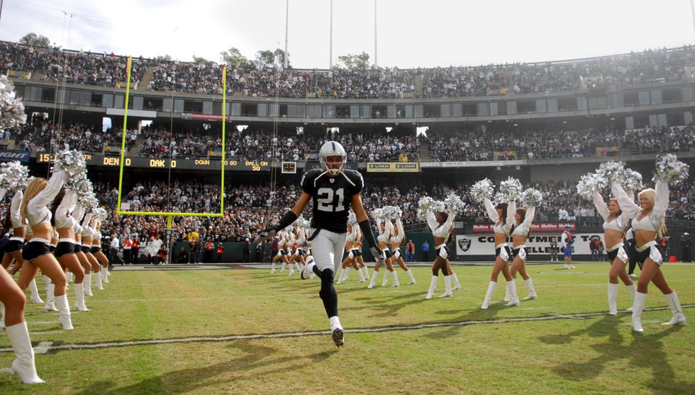 Nnamdi Asomugha to officially retire as an Oakland Raider