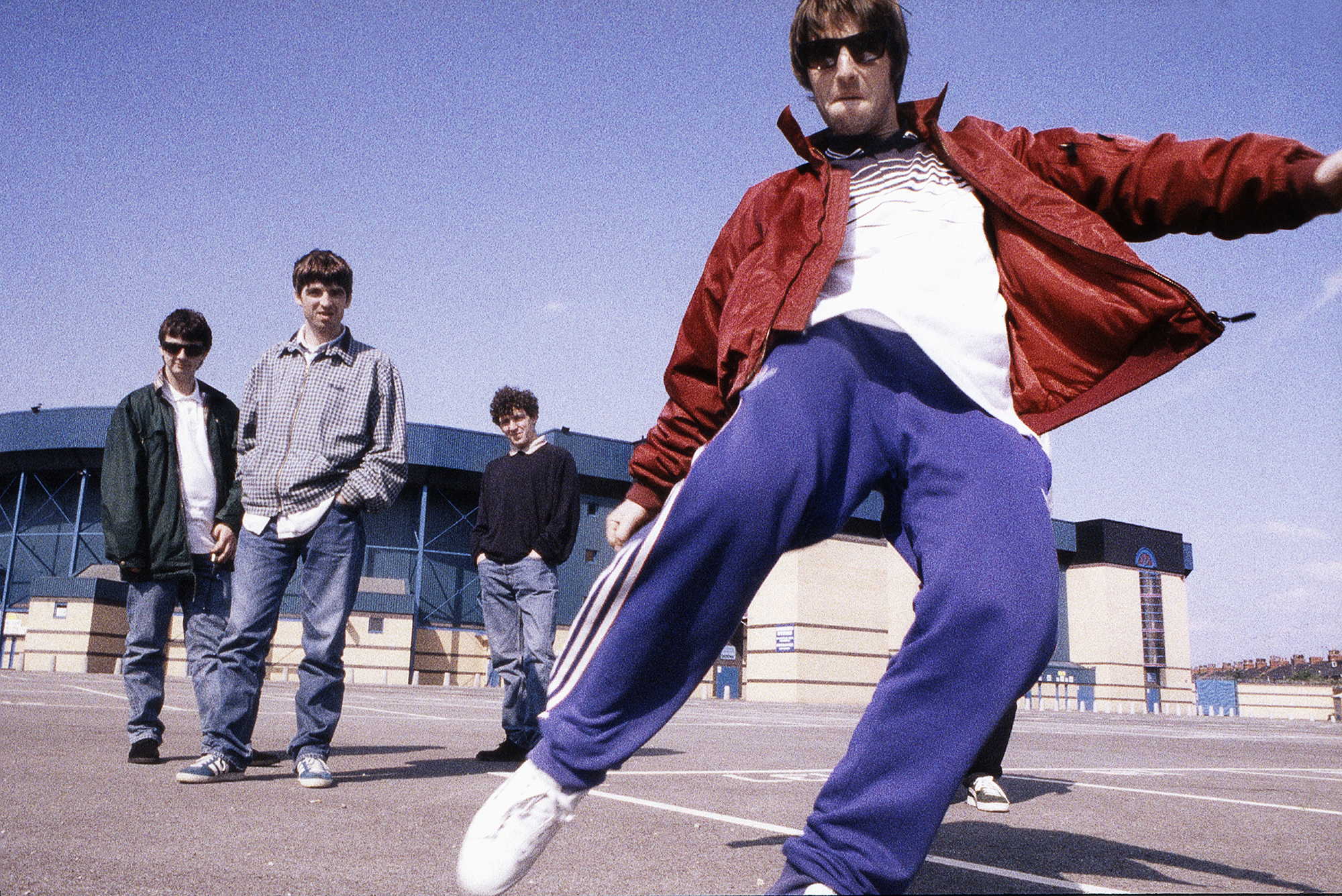 Oasis outfits 2024