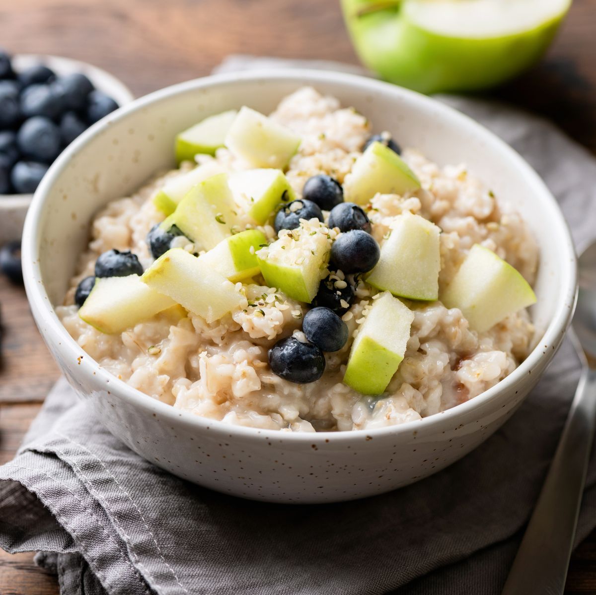 Oatmeal Bowl  How to Build the Perfect Oatmeal Bowl for Runners