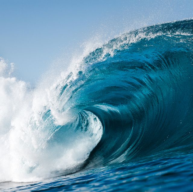 Inner Wave Photography: A Collection of Photos Taken from Inside Ocean Waves