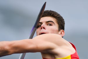 el lanzador de jabalina español odei jainaga durante un lanzamiento en el europeo por equipos de lille 2017