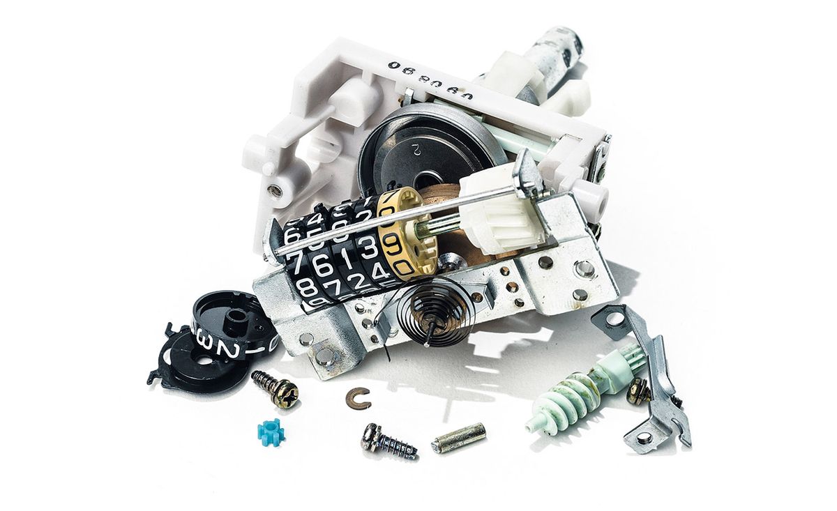 Auto part, Product, Automotive engine part, Carburetor, Automotive super charger part, Engine, 