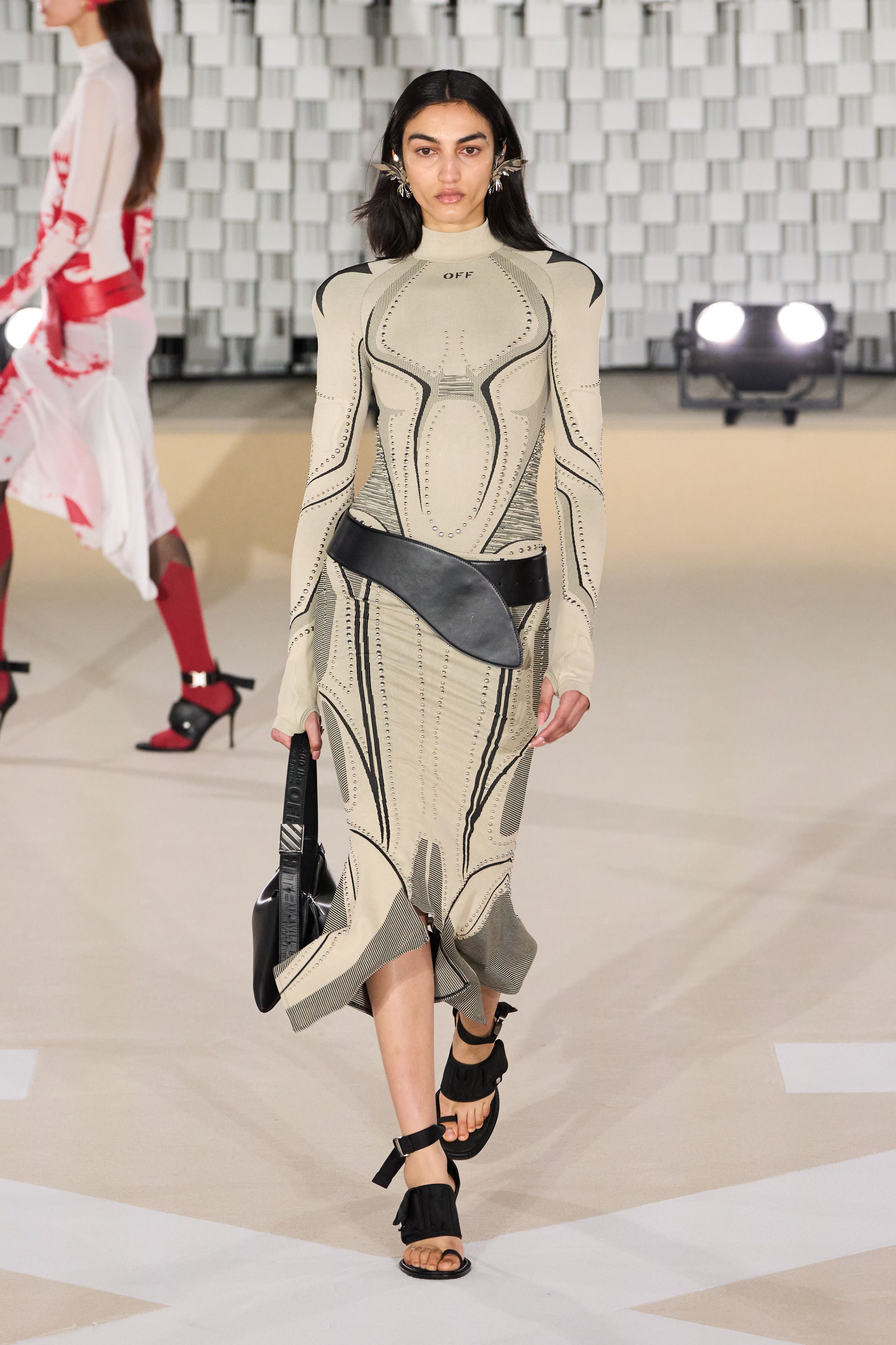 オフホワイト(OFF-WHITE)2025-26秋冬コレクション オフホワイト(OFF-WHITE)2025-26秋冬コレクション