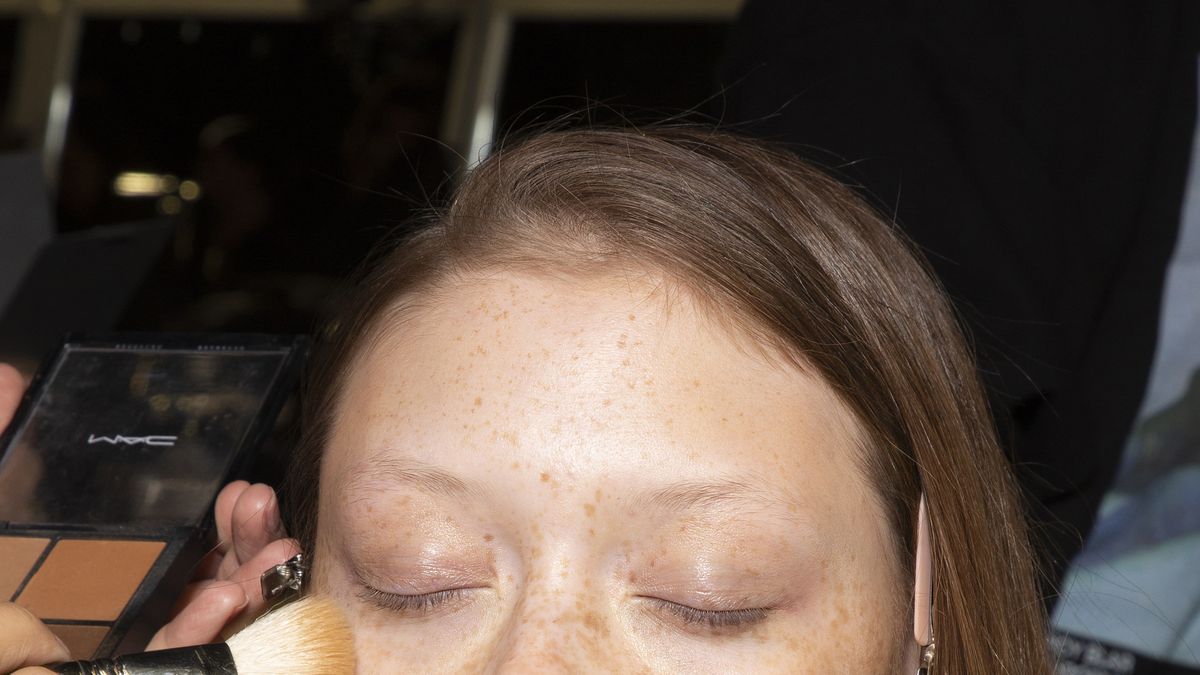 Consigli di Trucco: make-up viso, dal primer al contouring