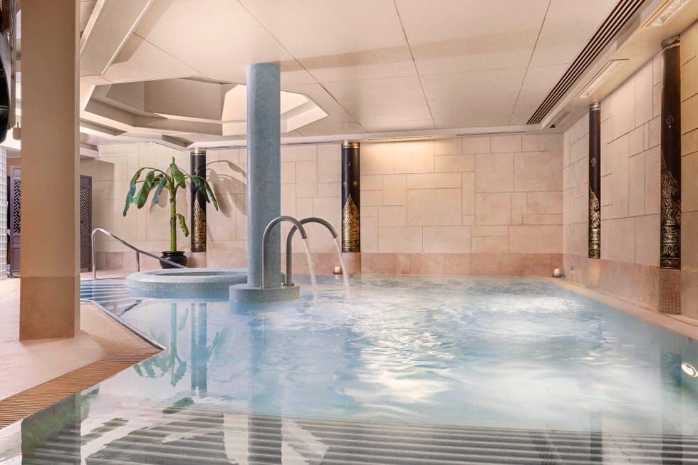 hotel offers