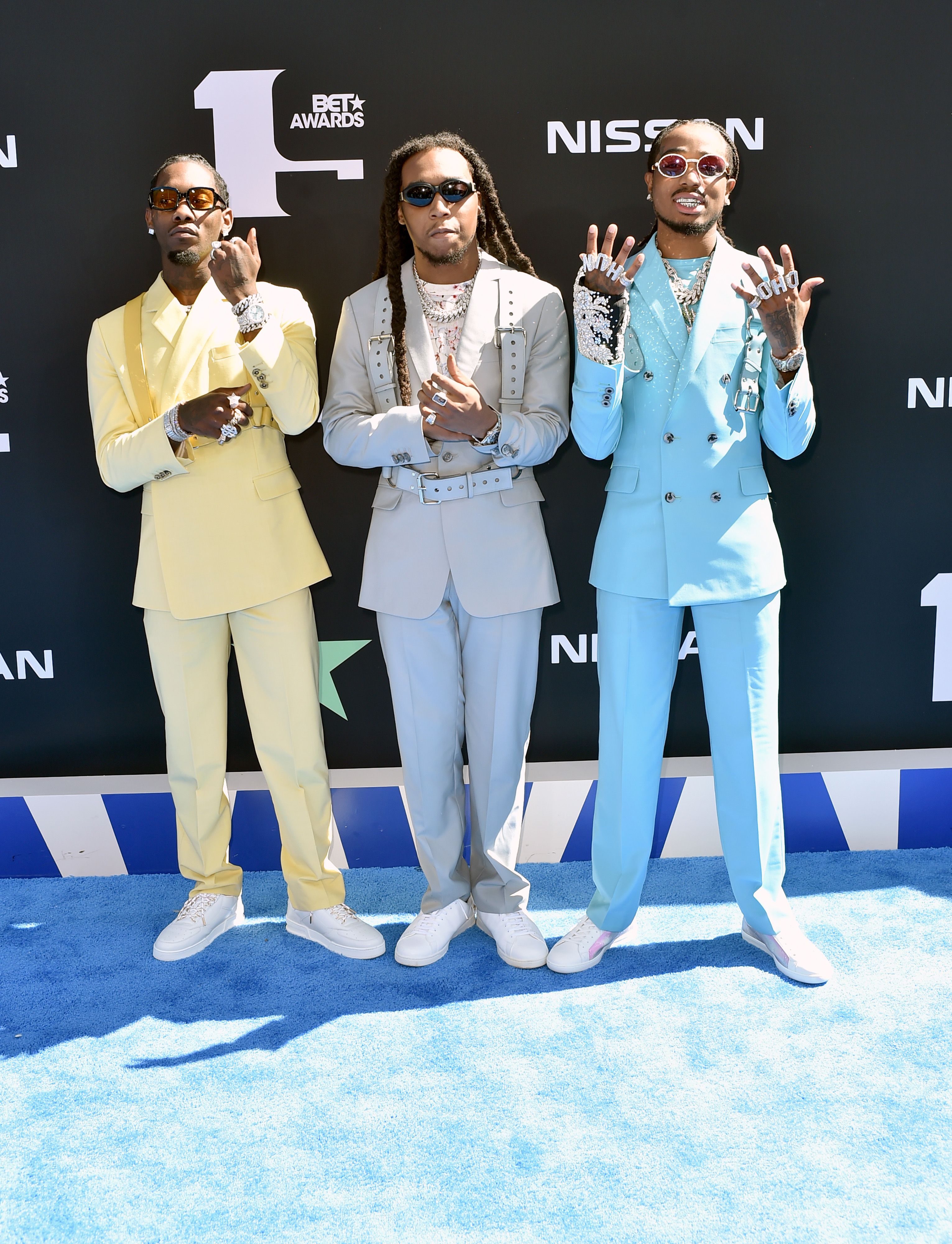 Bet awards red outlet carpet 2019