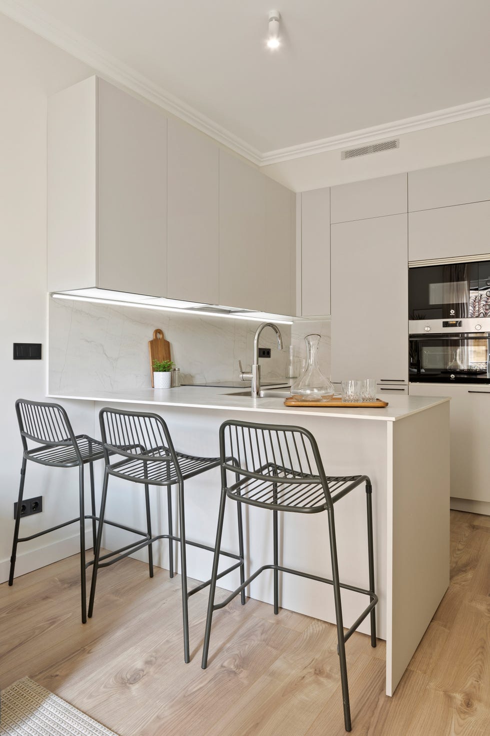 cocina con barra abierta al salón