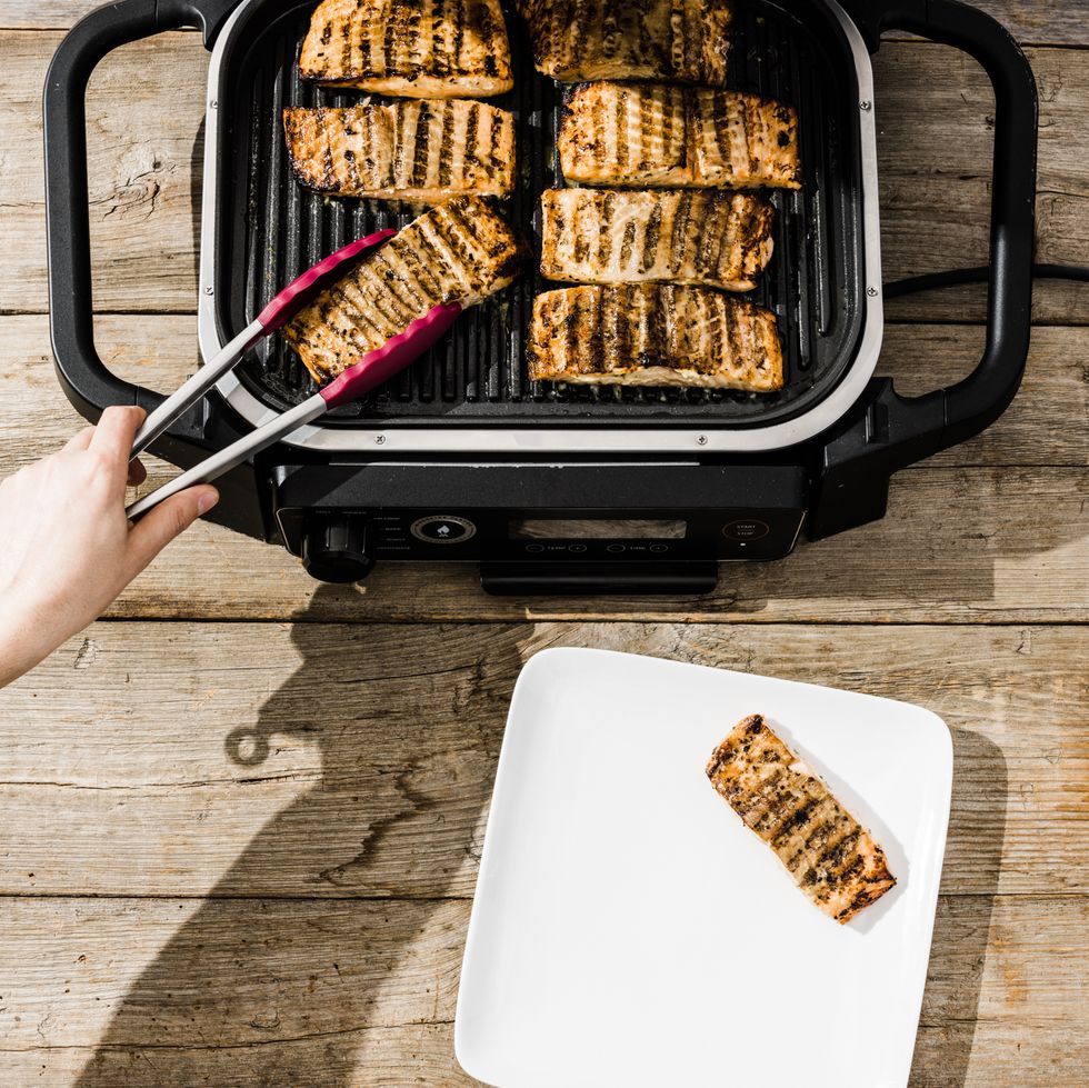 Ninja Woodfire Outdoor Grill & Air Fryer - Charcoal : BBQGuys