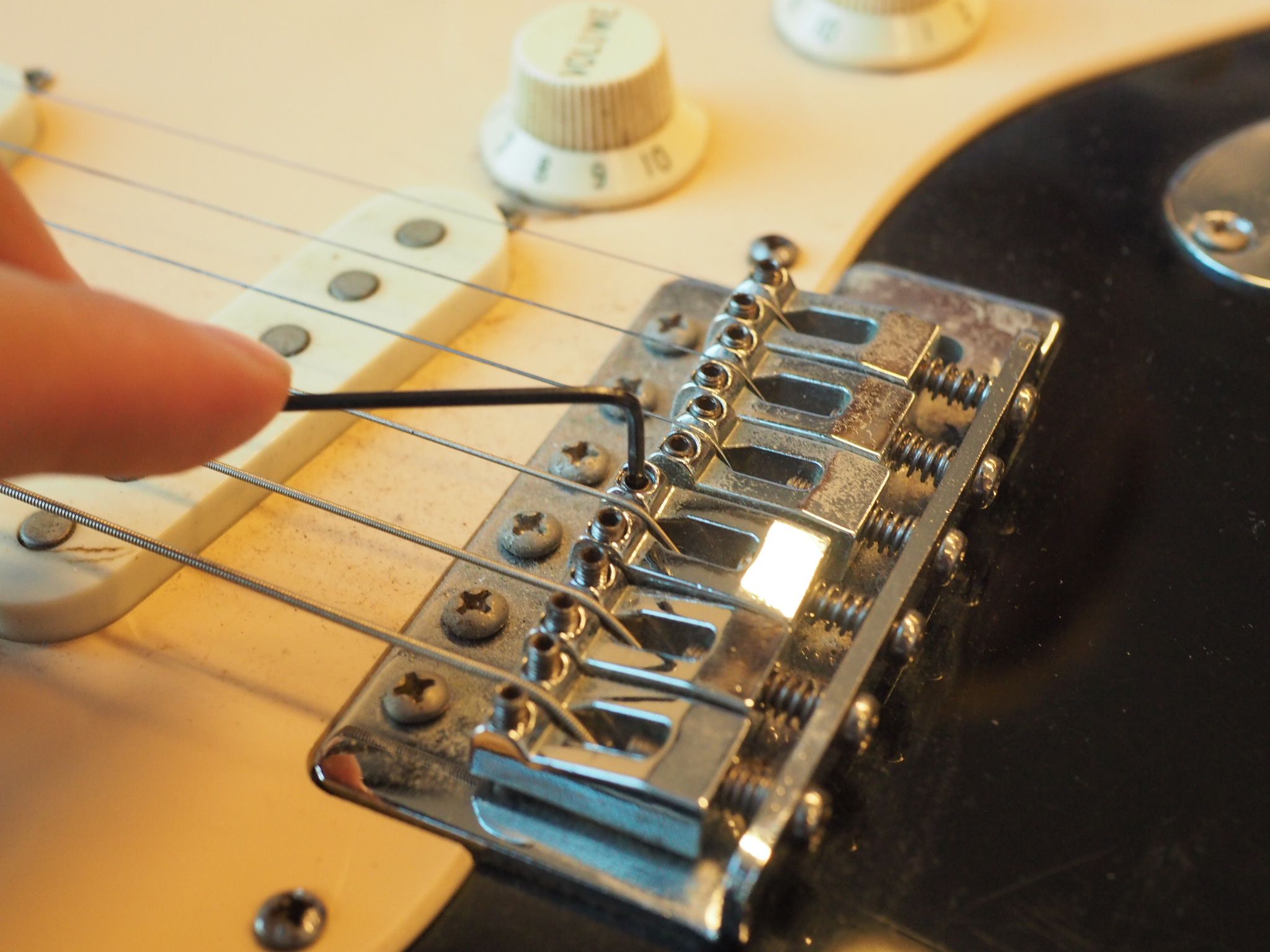 How to Set Up a Guitar Electric Guitar Setup Guide