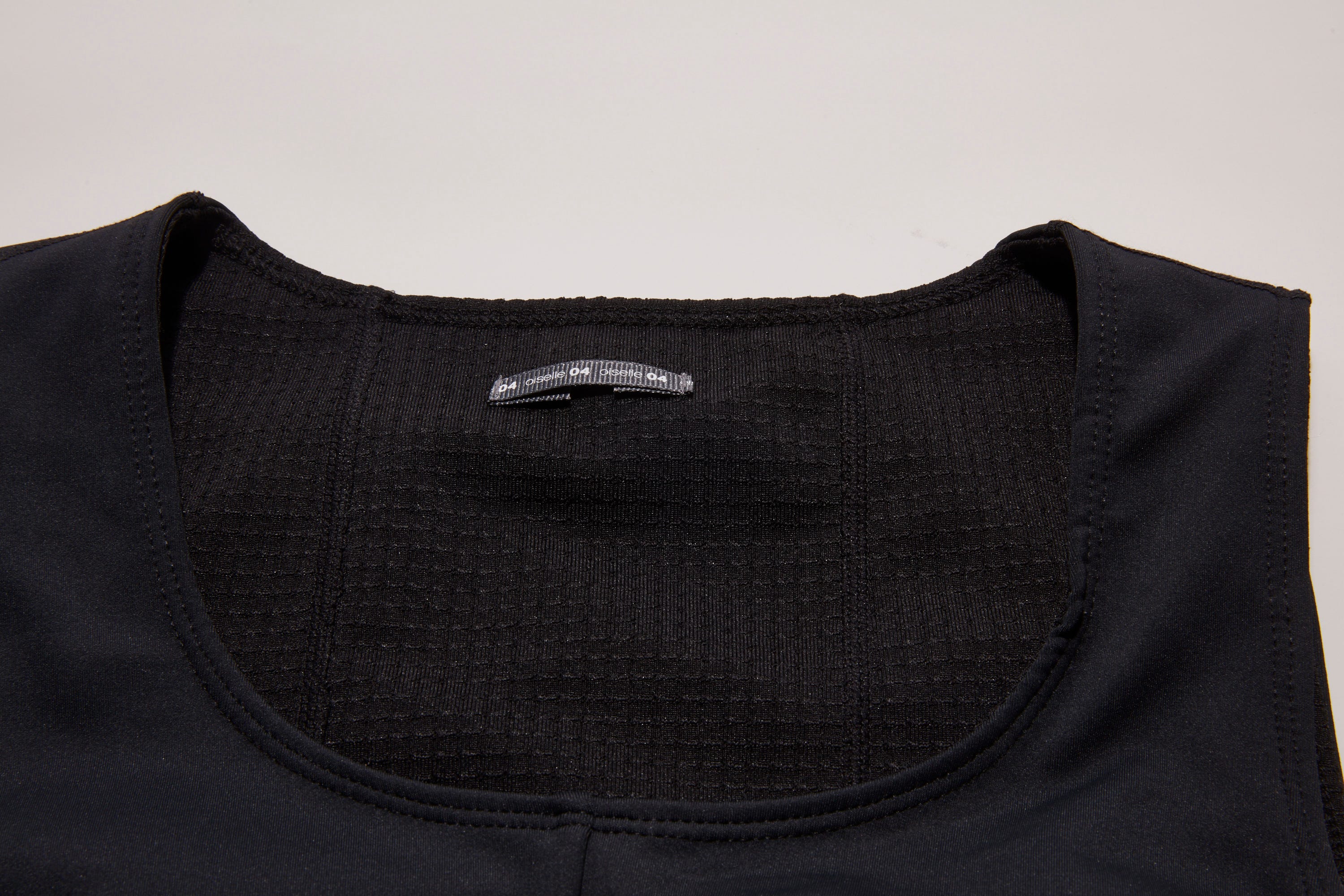 Oiselle Flyout Sports Bra
