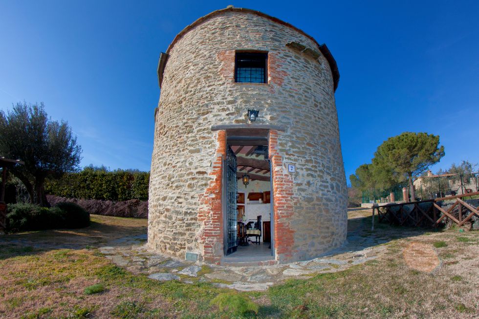 Old Tower, Lake View, Swimming Pool, Tuoro sul Trasimeno, Umbria, Italy 