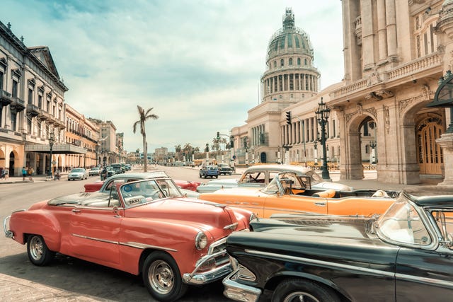 No, EVs Won't Make American Roads Look like Cuba's in 20 Years