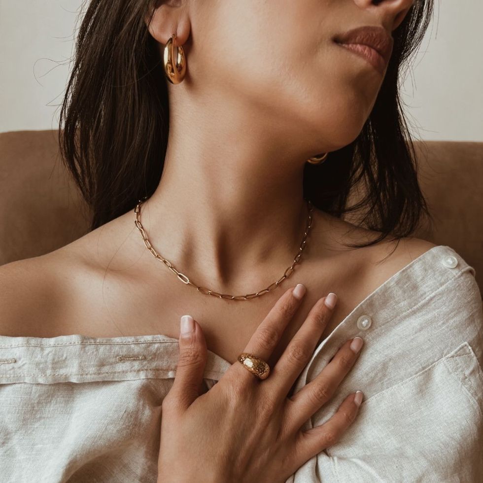 10 best tarnish-proof jewelry brands to shop in 2023