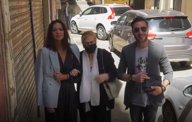 olga moreno y antonio david con su madre