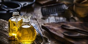 Olio evo: tutte le proprietà e i benefici dell'olio extravergine
