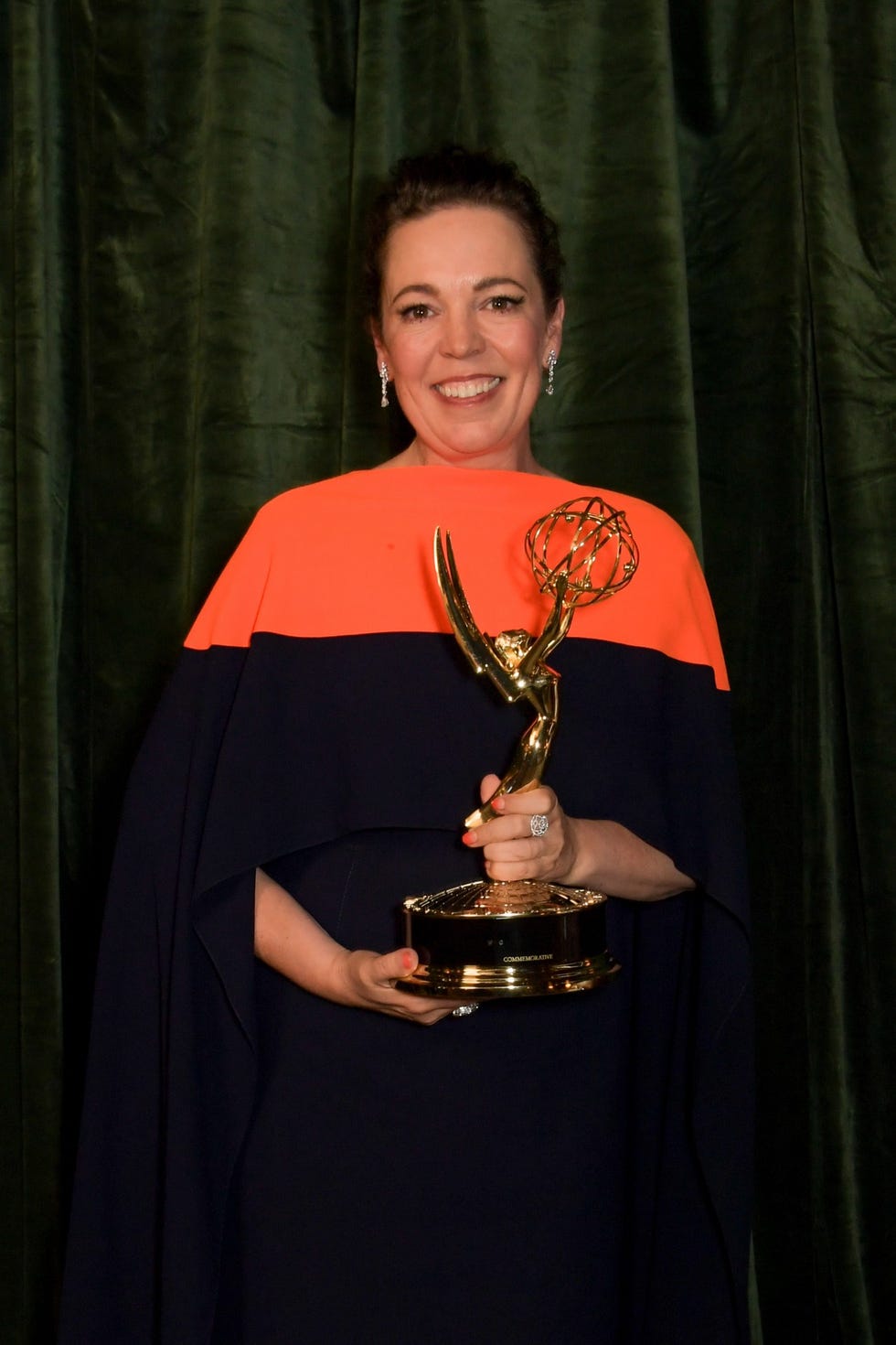 olivia colman emmy win 2021