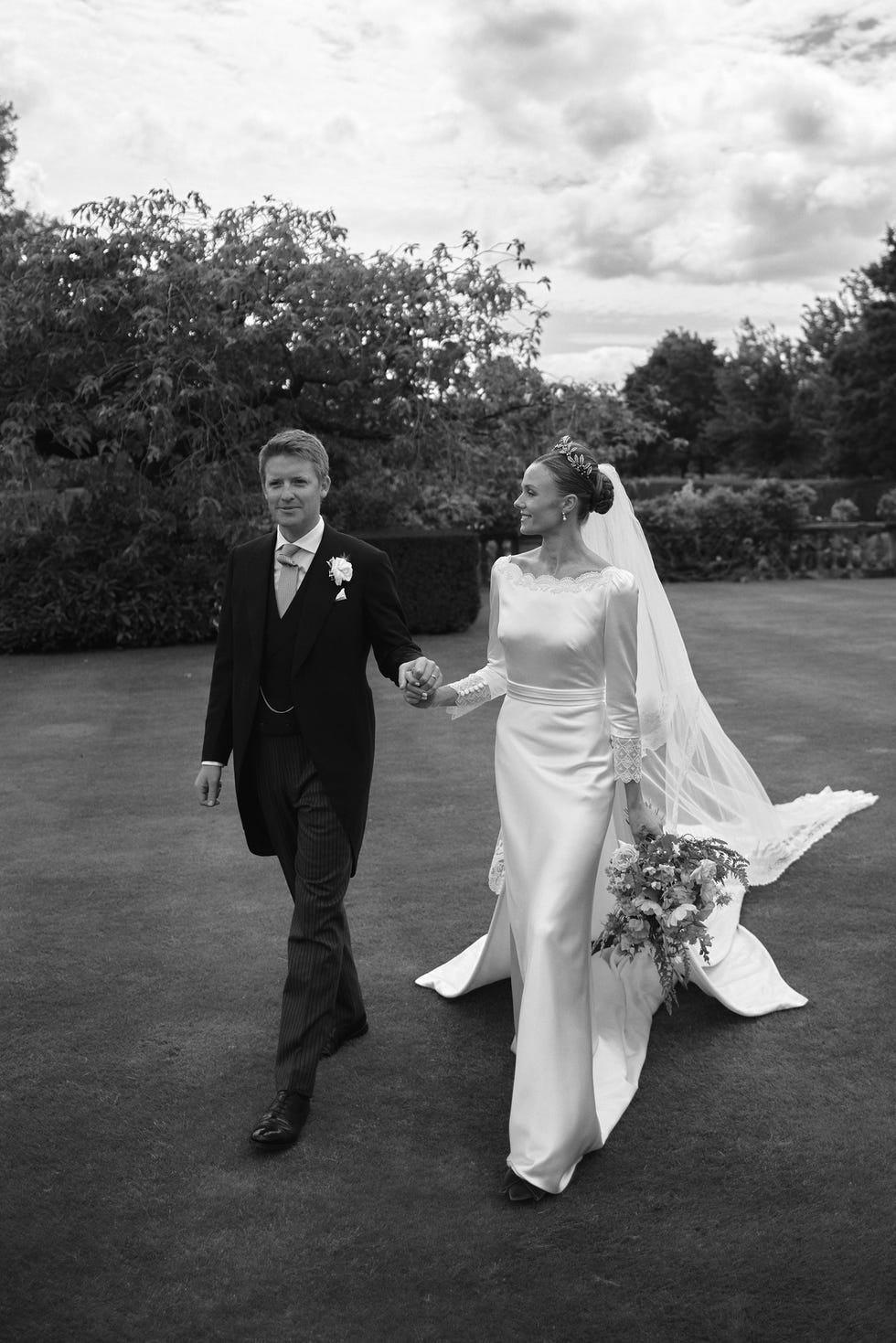 See the Duke of Westminster and Olivia Henson's Official Wedding Portraits