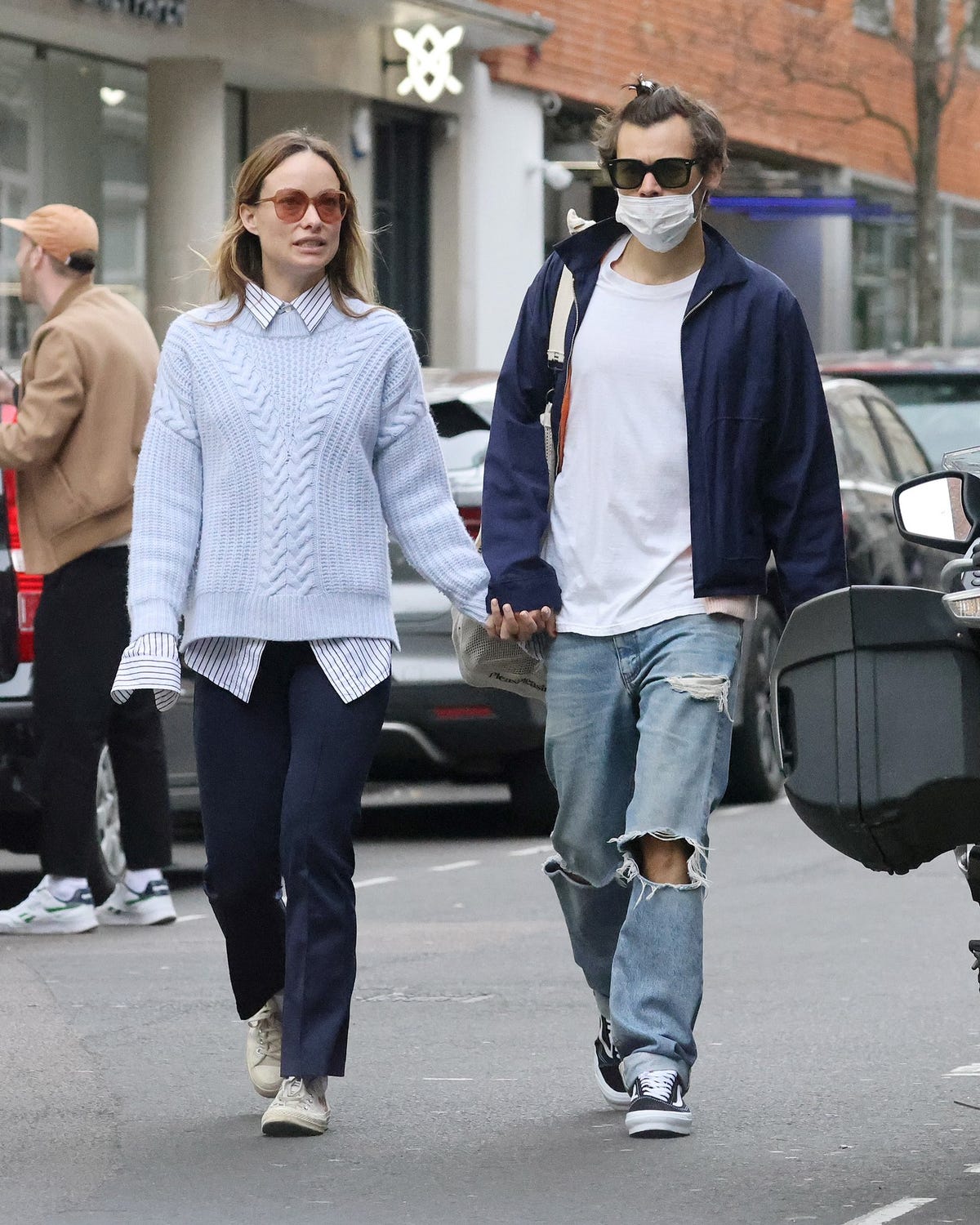 Harry Styles y su novia Olivia Wilde, de paseo por Londres