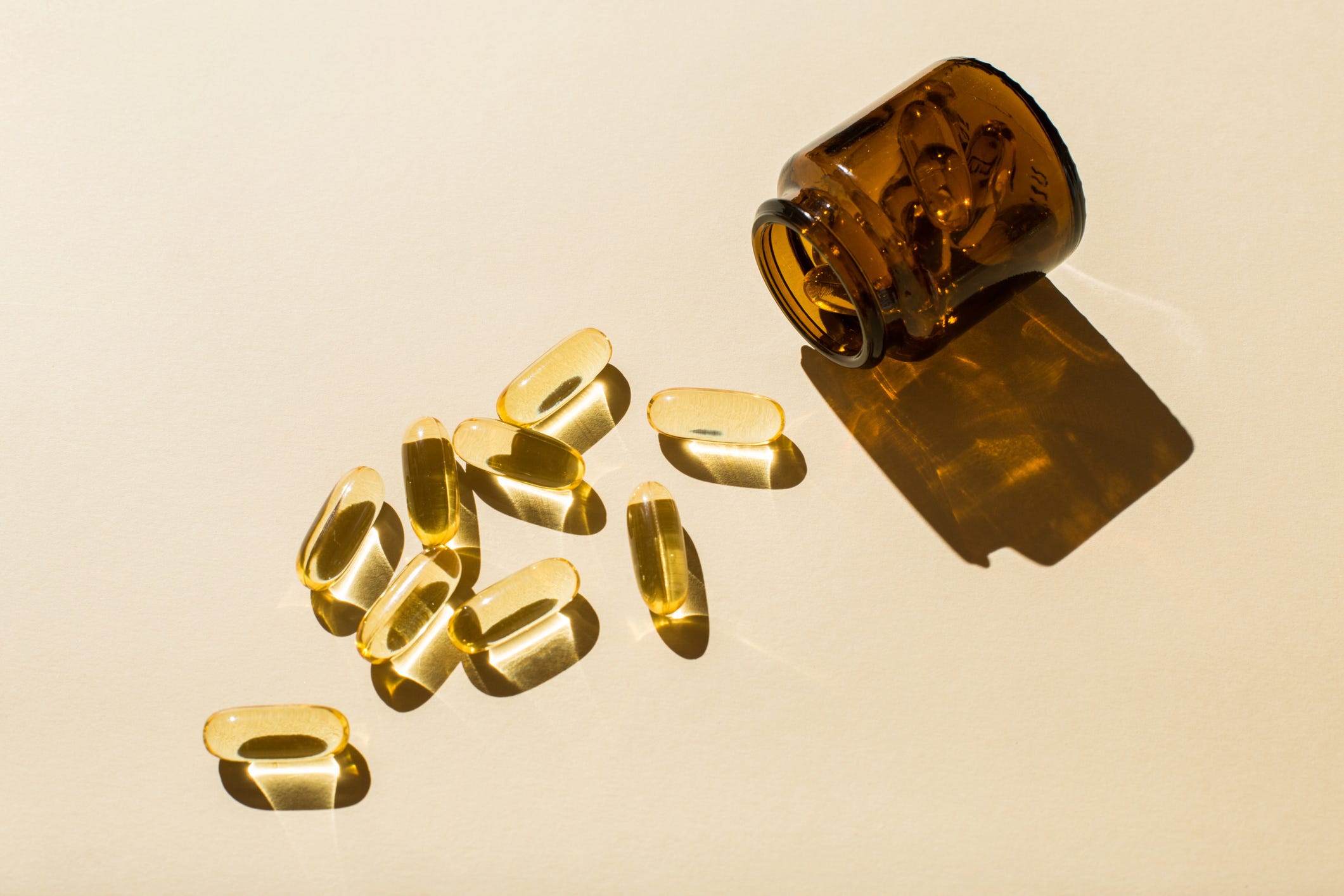 The Right Time to Take Fish Oil Supplements to Reap All the Benefits