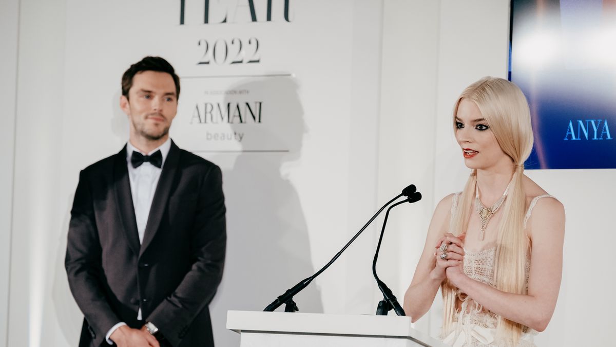 preview for Nicholas Hoult and Anya Taylor-Joy at the 2022 Women of the Year Awards