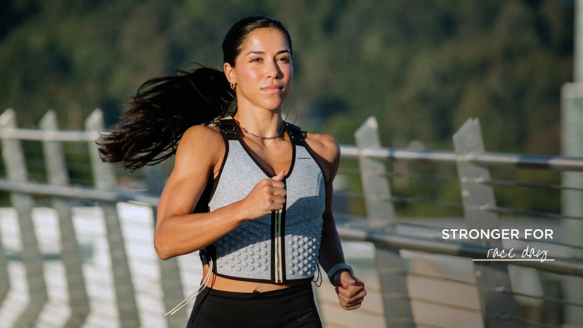 Wearing This While Walking Boosts Calorie Burn And Muscle Growth