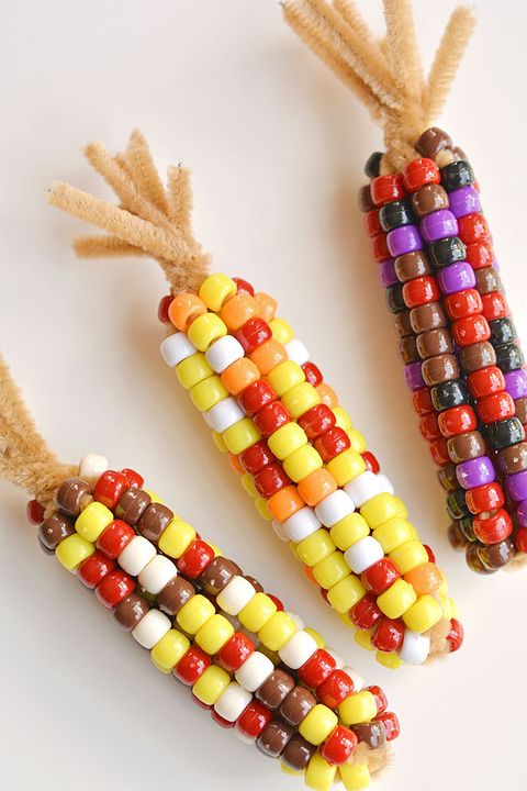 beaded corn easy thanksgiving crafts for kids