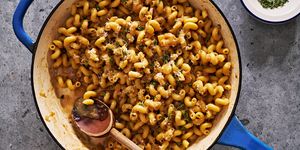 one pot french onion pasta with cavatappi noodles