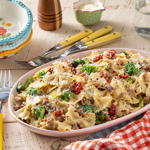one pot meals sausage and broccoli bowtie pasta