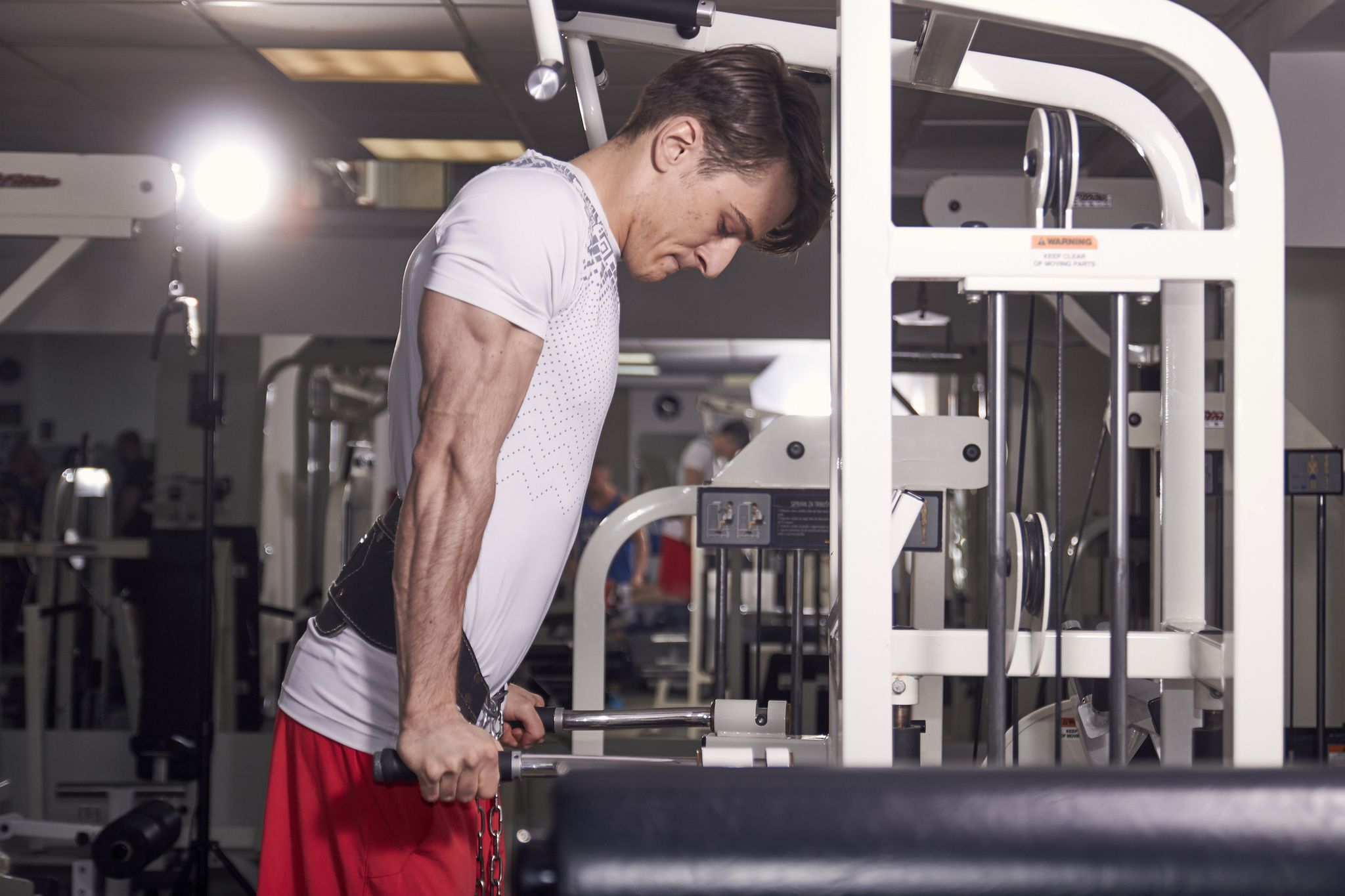 How to Do Tricep Dips to Build Bigger, Stronger Arms