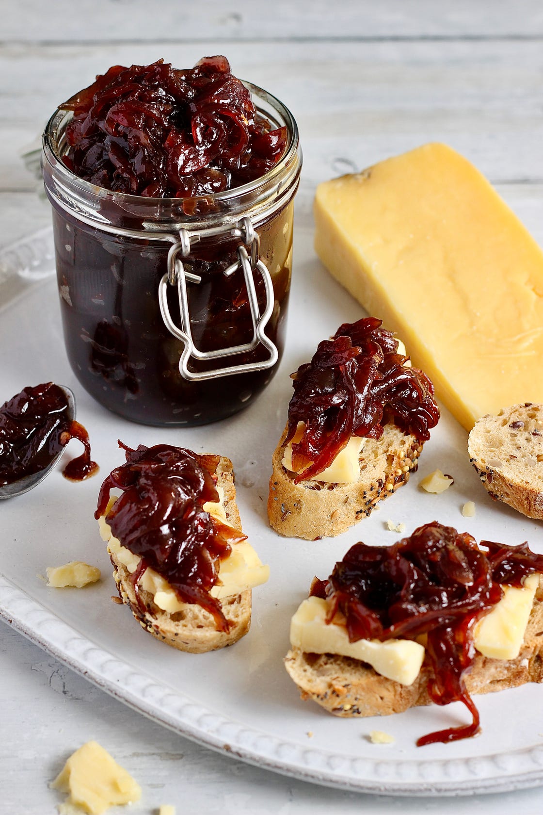 caramelised onion chutney
