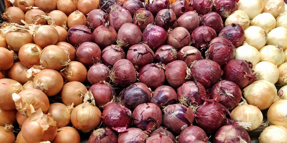 onions for sale at supermarket in usa