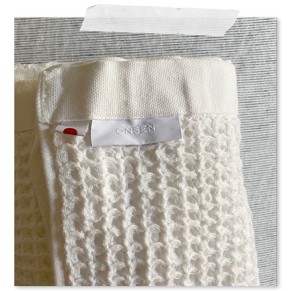 Onsen Towel Review: The last bathroom towel you will ever buy!
