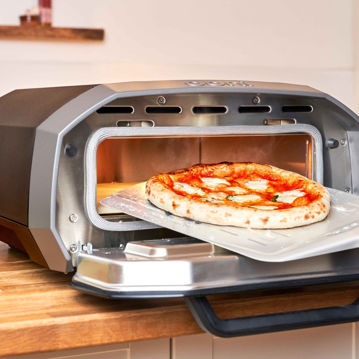 Meet Your New Favorite Indoor-Outdoor Pizza Oven