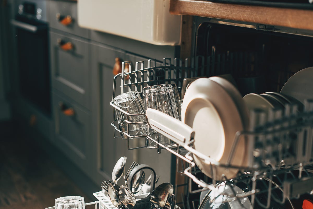 Want Dryer Dishes? Toss a Towel in Your Dishwasher