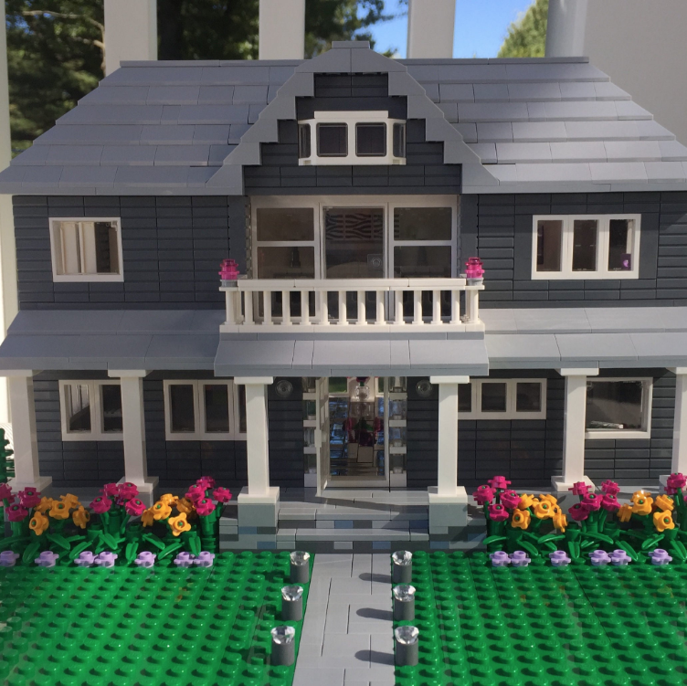 Etsy Artist Can Create a Lego Replica Your House