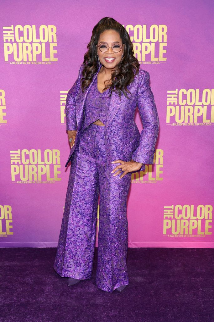 https://hips.hearstapps.com/hmg-prod/images/oprah-winfrey-attends-a-screening-event-for-the-color-news-photo-1702567036.jpg