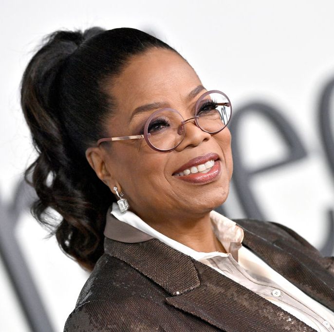 oprah winfrey at the los angeles red carpet premiere event for hulu's "the 1619 project" arrivals