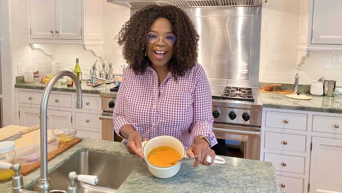 preview for Oprah Welcomes Oprah Insiders to Her New Community