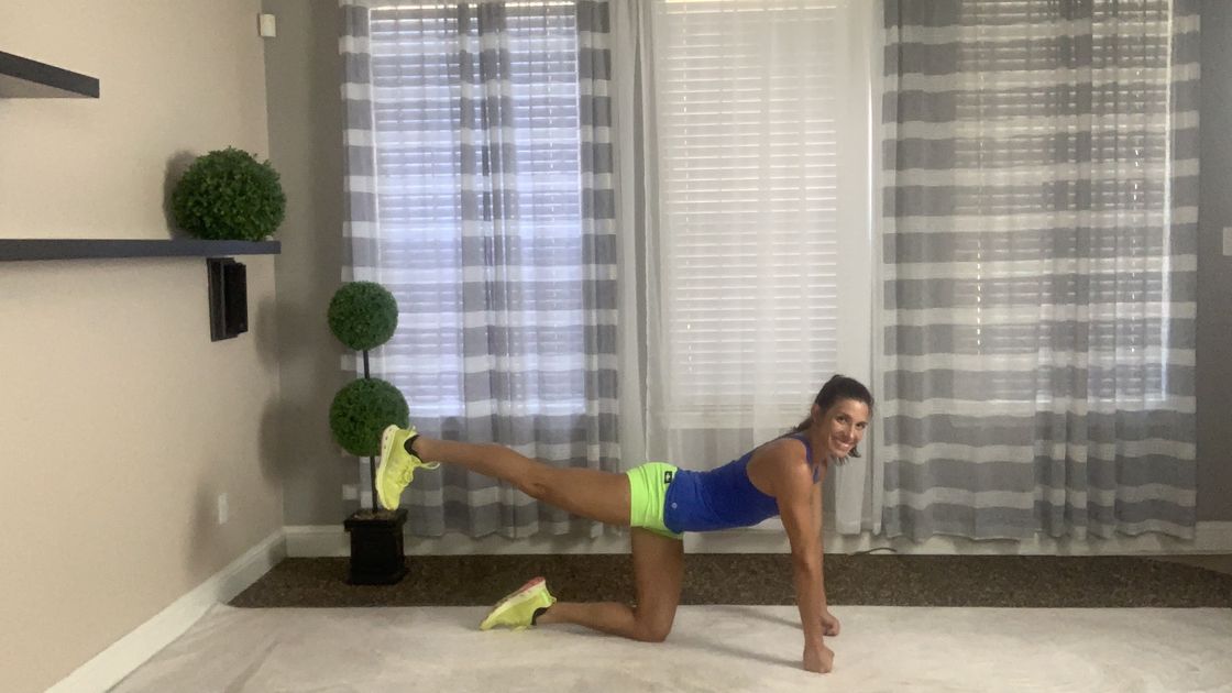 preview for 15-Minute Butt Workout with Brook Benten