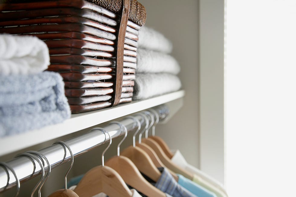 ideas para ordenar un armario pequeño con organizadores baratos de leroy merlin