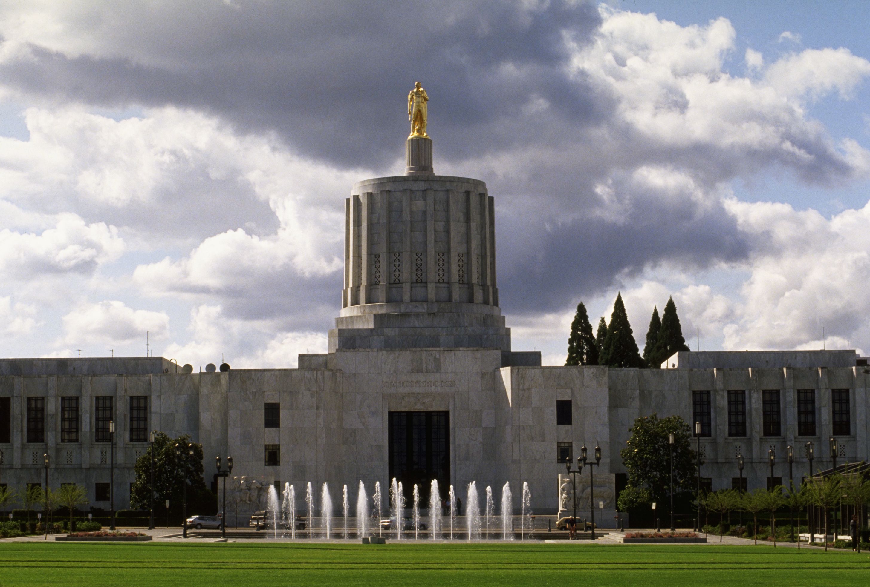 Ten Oregon Republican Senators Staged Legislative Walkout