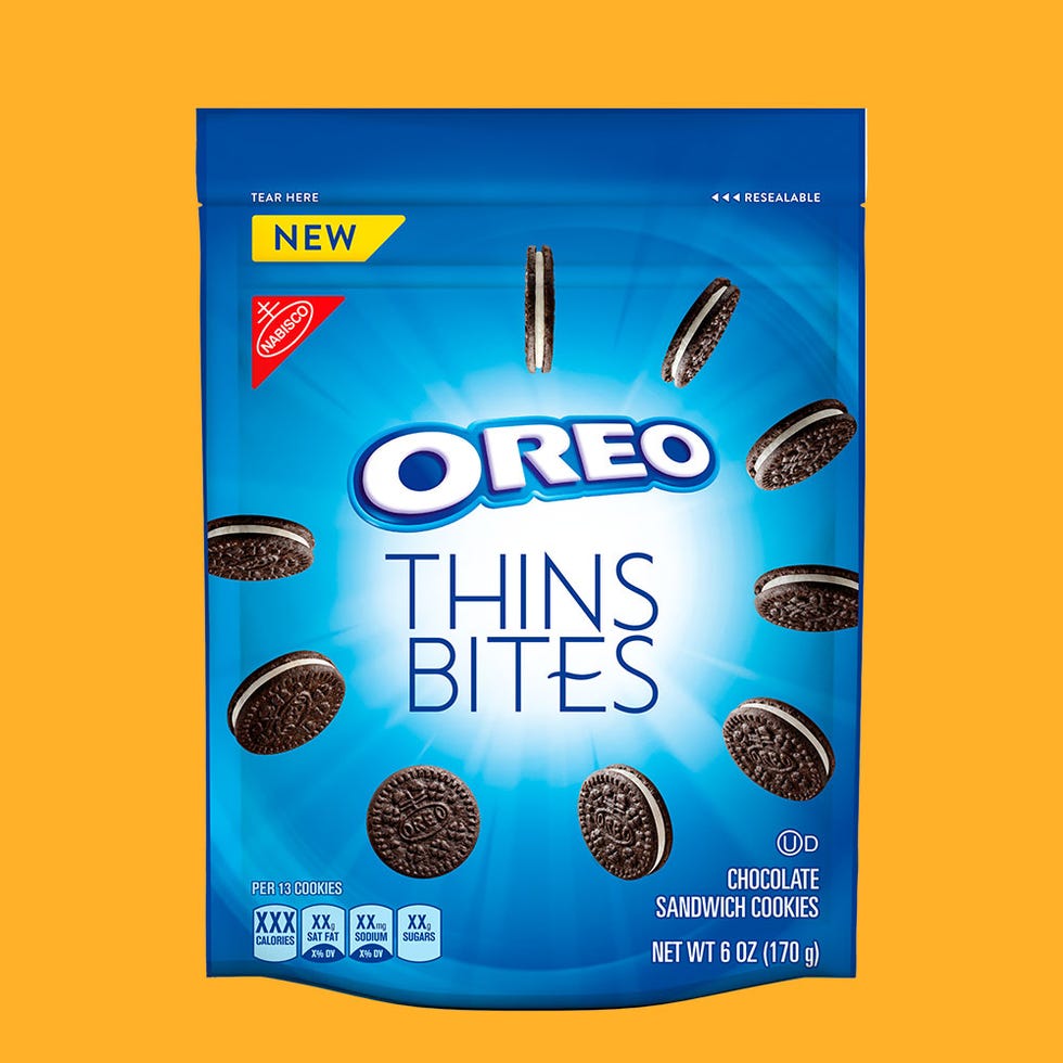 Oreo, Snack, Breakfast cereal, Vegetarian food, Cookie, Cookies and crackers, Finger food, Food, 