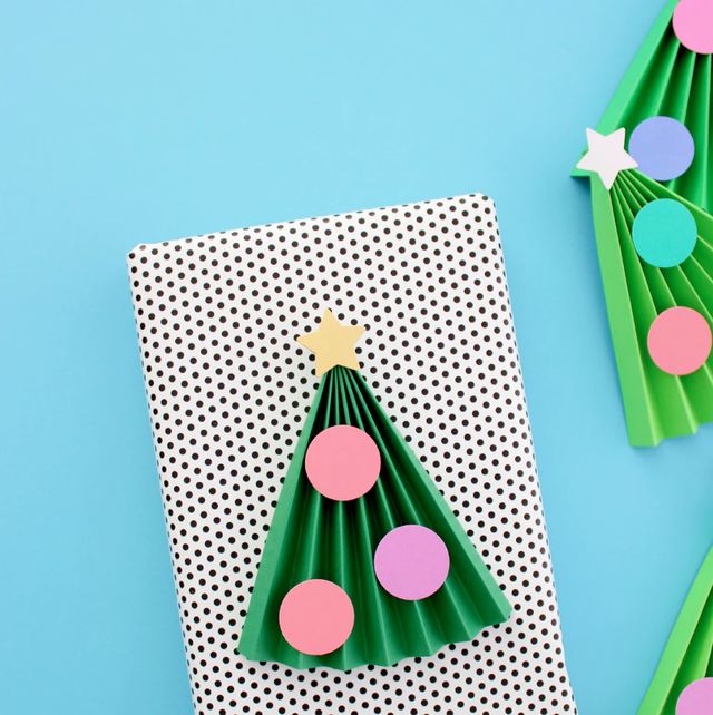 Cute and Easy Christmas Paper Chain Garland Craft