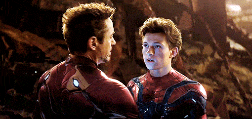 「鋼鐵人」小勞勃道尼在推特上回應，「小蜘蛛人」是因為這個原因才沒參加《復仇者聯盟4》的首映會！